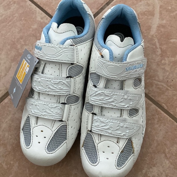 Specialized cleats - Picture 1 of 2